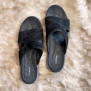 L.L. Bean Women's Black Suede Crossover Strap Sandals, sz. 9.5
